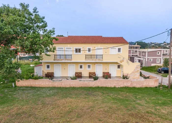 Kosmos St2 In Agios Stefanos 4*