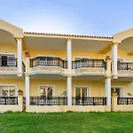 Apart Otel Kosmos St2 In Agios Stefanos 4*