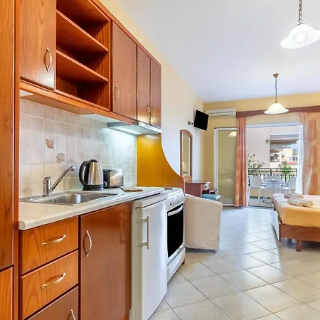 Kosmos St2 In Agios Stefanos Aparthotel 4*